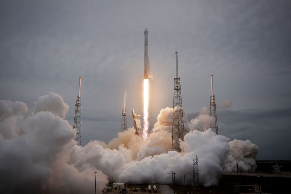 SpaceX Reusable Rocket Test an ‘Evolutionary’ Breakthrough, Elon Musk ...