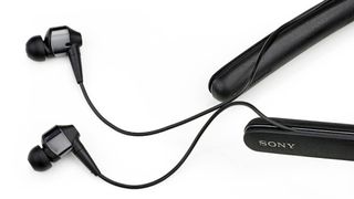 Best noise cancelling headphones under 200