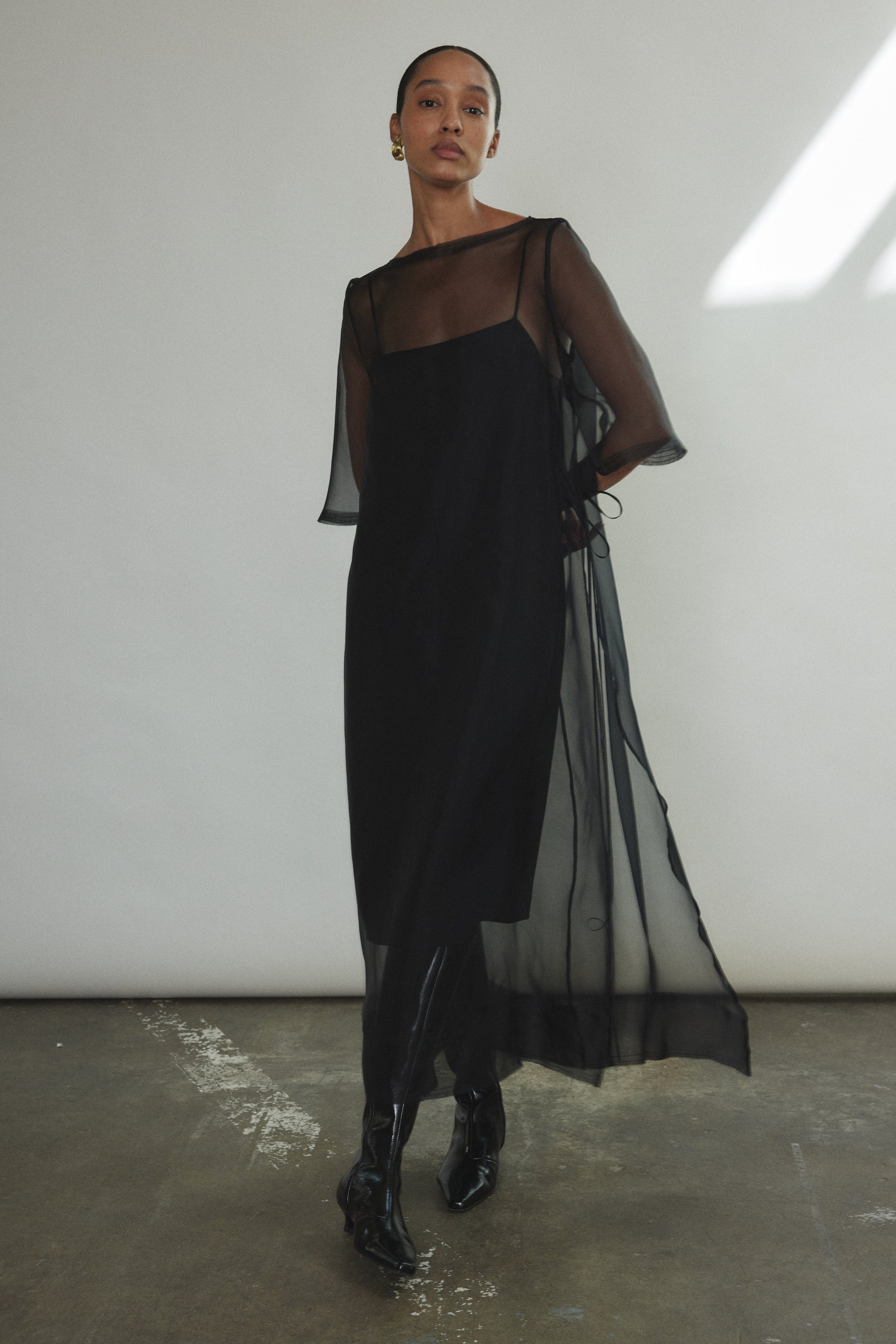 Thea Sheath Dress - Black - Xs / Black