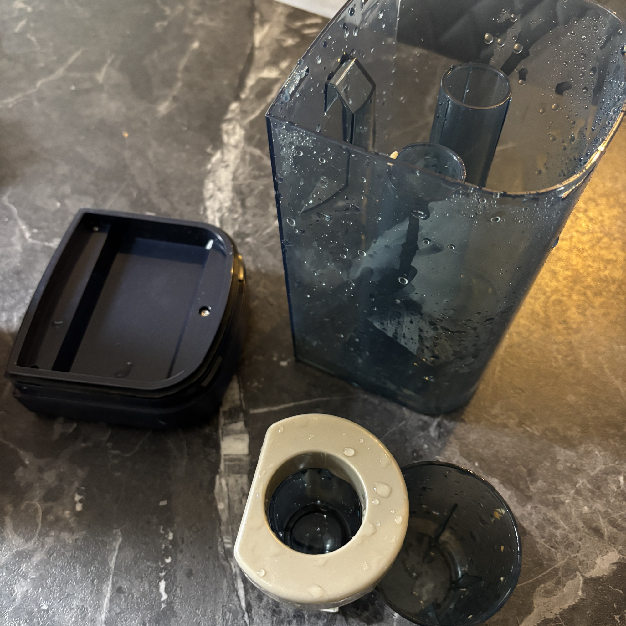 Beldray Spot Lift Pro dirty water tank