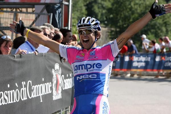 Italy's Mauro Santambrogio (Lampre - N.G.C.) wins the Tre Valli Varesine.