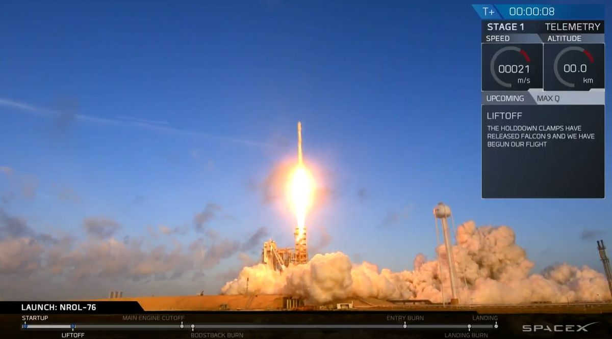 In Photos: SpaceX's 1st Secret US Military Satellite Launch (& Landing ...