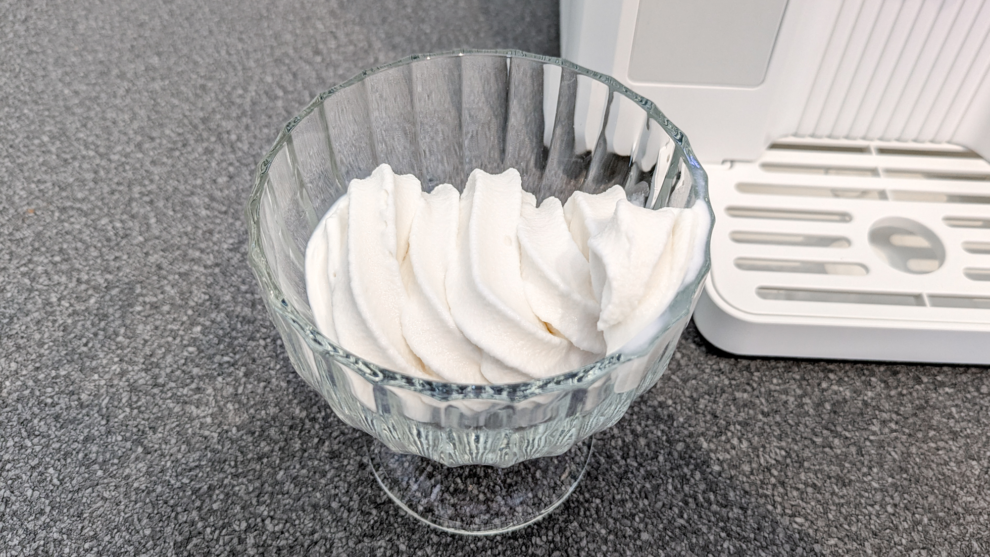 GreenPan Frost &amp;amp; Serve ice cream maker