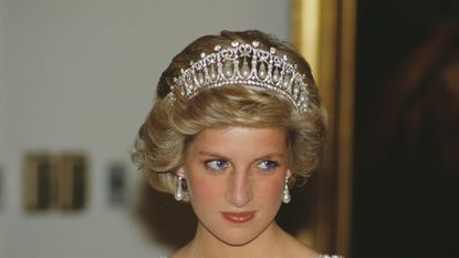 Diana, Princess of Wales (1961 - 1997) attends a dinner at the British Embassy in Washington, DC, November 1985. She is wearing an evening dress by Murray Arbeid and the Queen Mary tiara. (Photo by Terry Fincher/Princess Diana Archive/Getty Images)