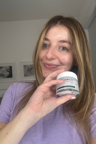 samantha holender uses korean moisturizer