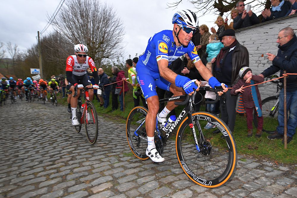 Zdenek Stybar (Deceuninck-QuickStep) attacks at Omloop Het Nieuwsblad