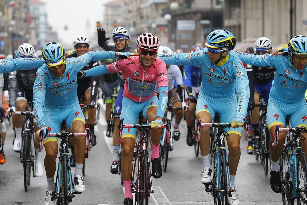 Vincenzo Nibali (Astana) wins 2016 Giro d'Italia