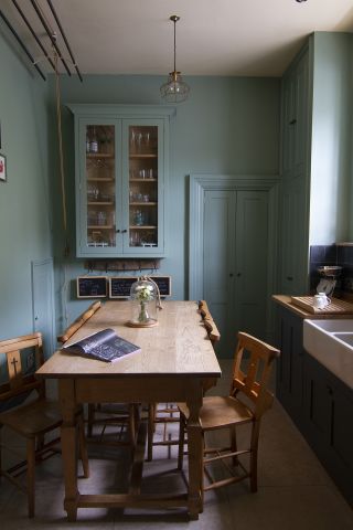 small cottage kitchen ideas