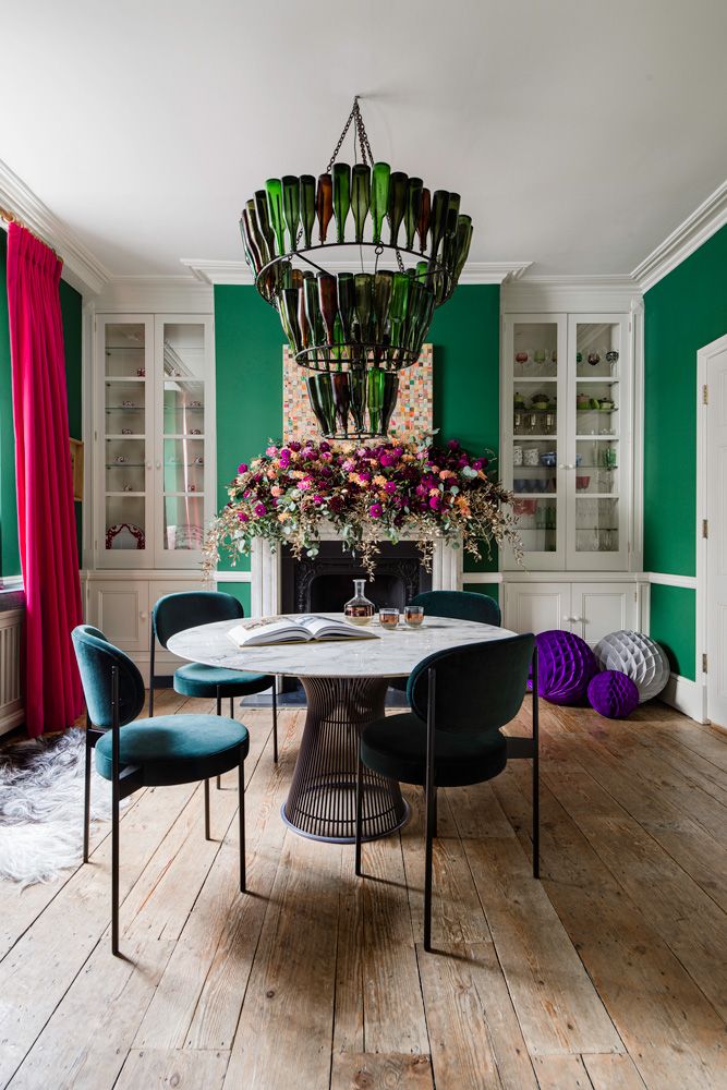 A Georgian townhouse in southwest London comes to life with bold ...