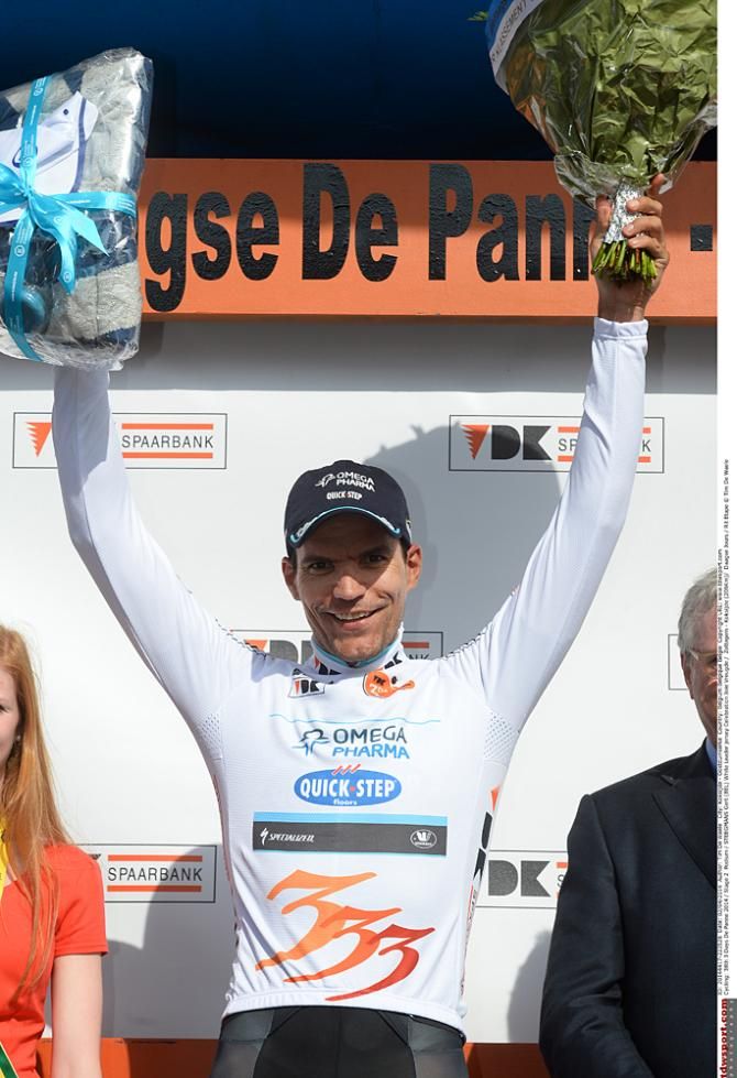 Gert Steegmans (Omega Pharma-Quickstep) leads after Peter Sagan dropped out.