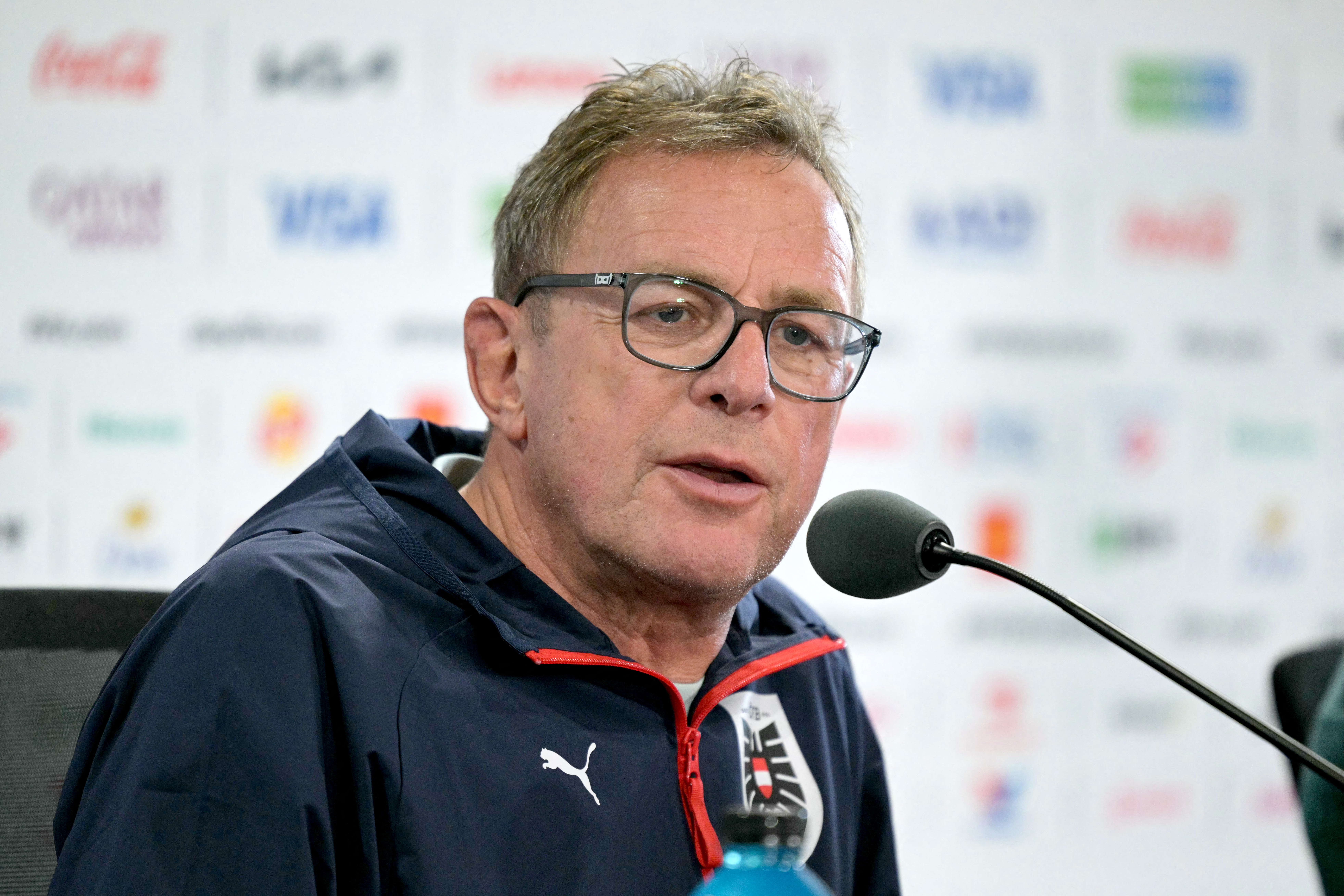 Austria's German head coach Ralf Rangnick gives an MD-1 press conference at the Kansas City Stadium in Kansas City on June 26, 2026, on the eve of the 2026 World Cup Group J football match between Algeria and Austria.  (Photo by JUAN MABROMATA / AFP)