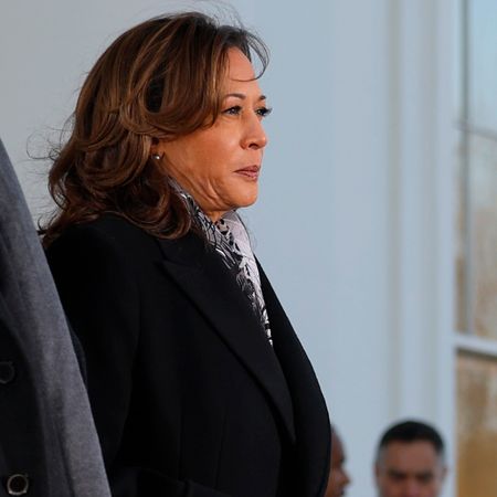 Kamala Harris attended the second inauguration in a black coat