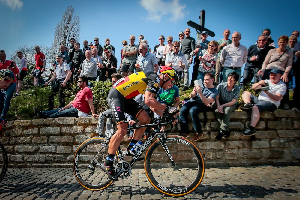 Philippe Gilbert on the attack at Three Days of De Panne.