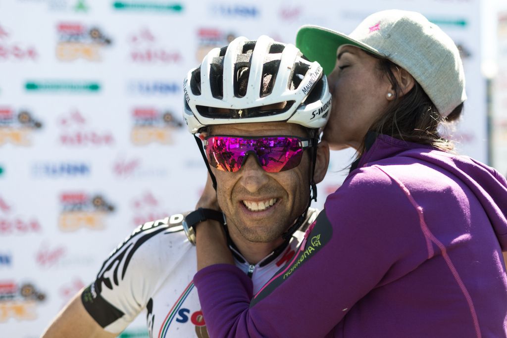 Christoph Sauser gets a kiss
