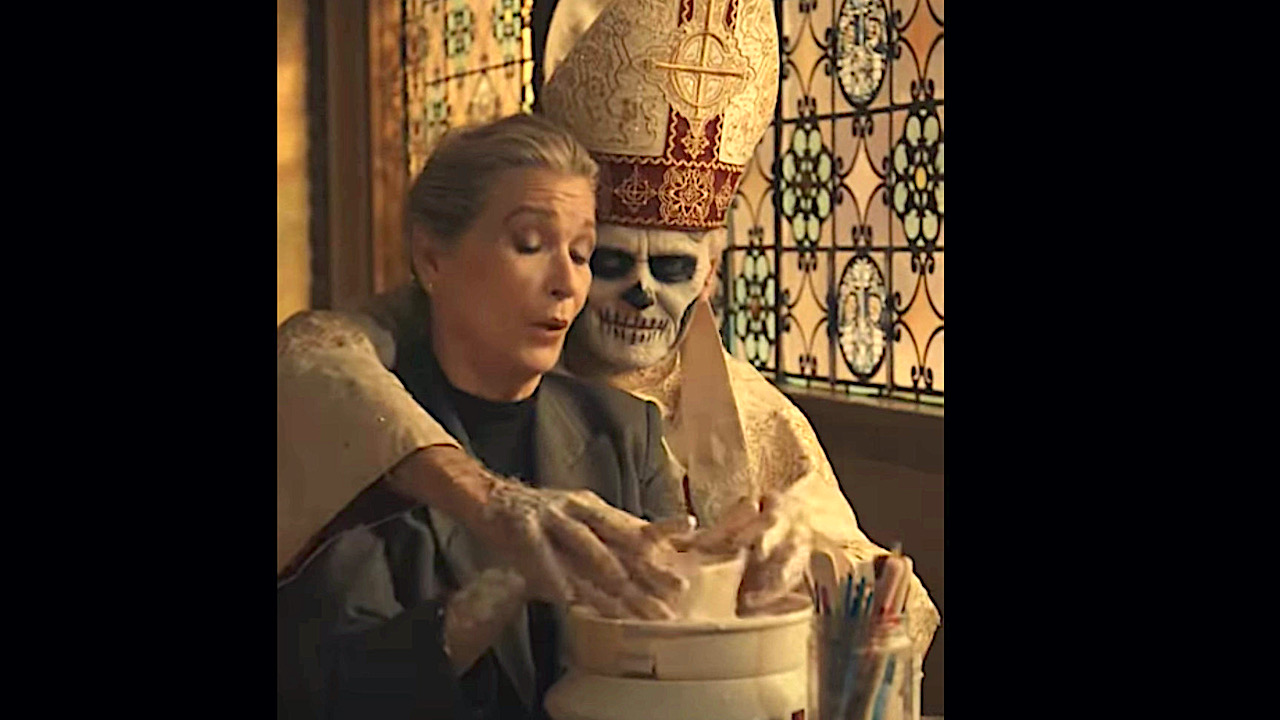 Ghost Recreate Pottery Scene from Ghost for Valentine's Day: Watch