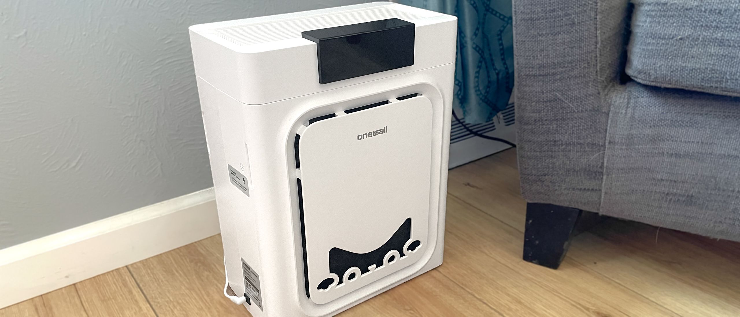 Does the Oneisall Air Purifier actually work on pet hair? I tried it with my shedding dog