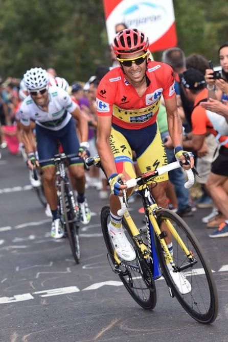 Alberto Contador (Tinkoff-Saxo) with Alejandro Valverde (Movistar)