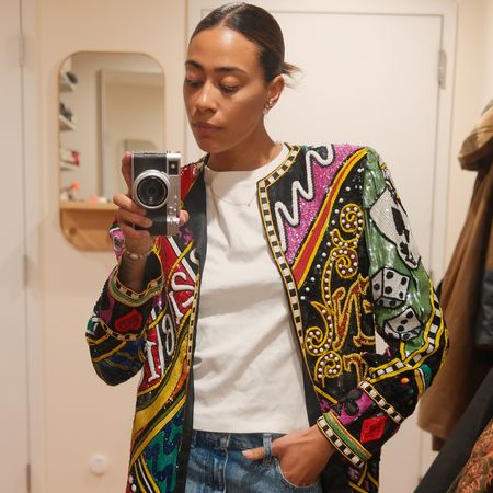 Olivia Galli demonstrating how to style vintage fashion