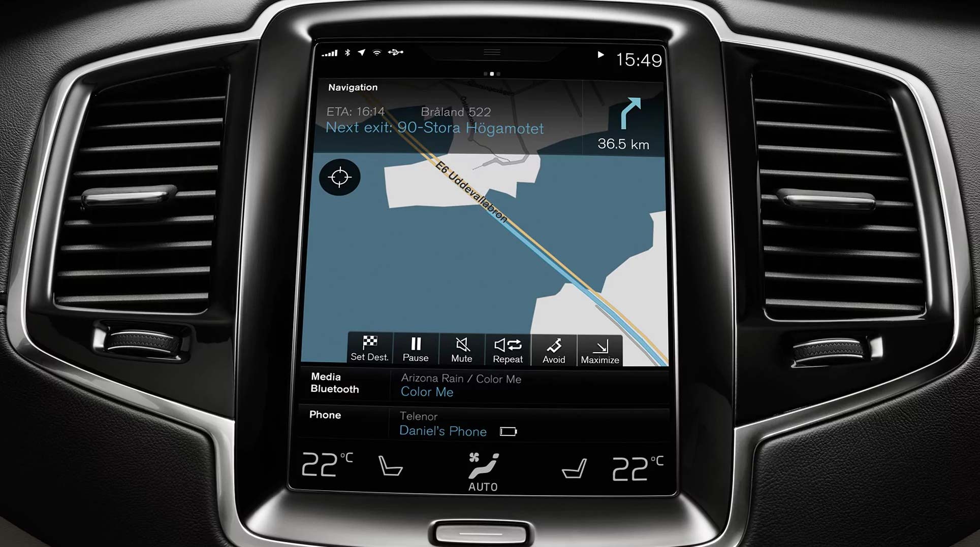 The dashboard infotainment system of the Volvo XC90. Credit: Volvo