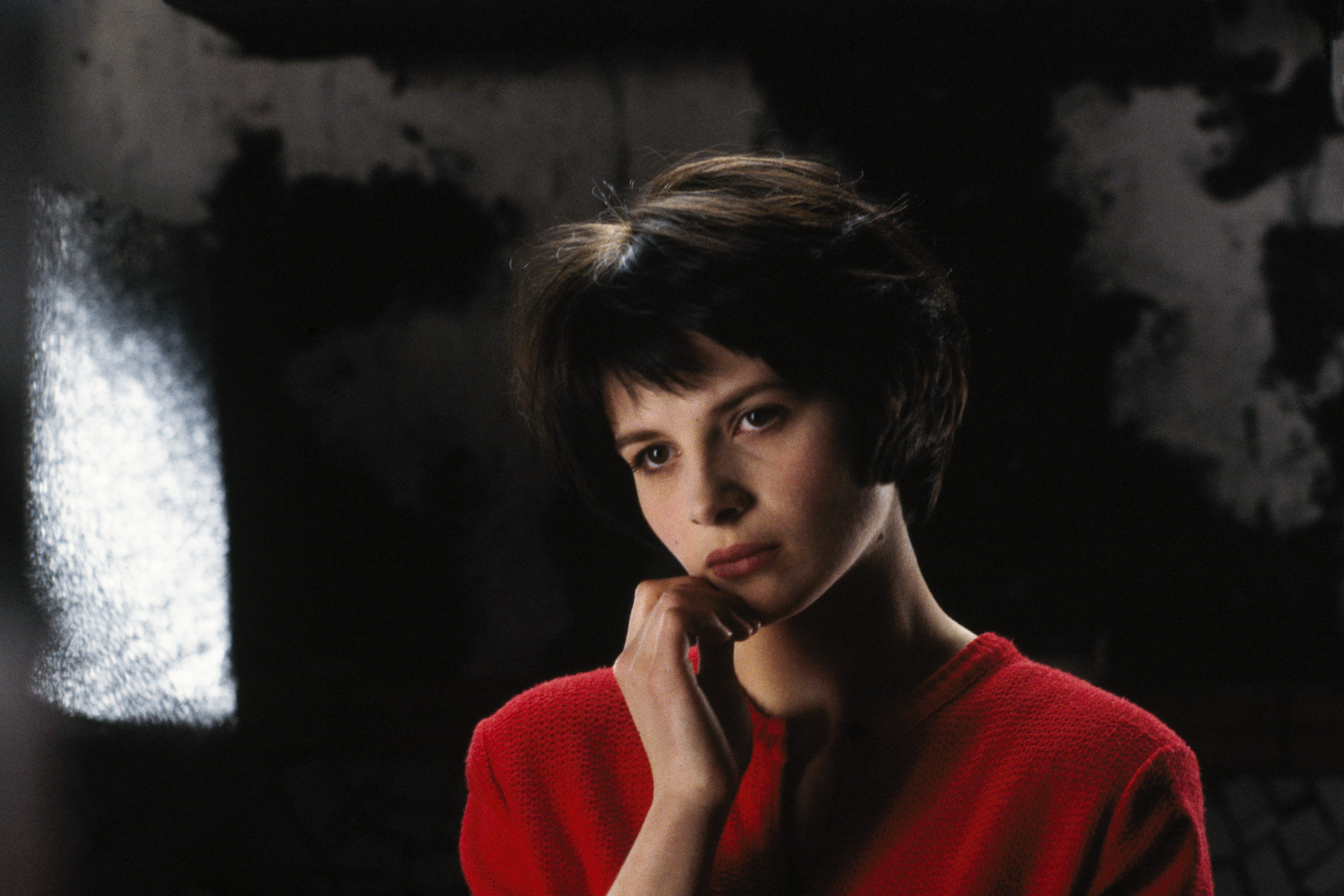 Juliette Binoche on the set of 'Mauvais Sang' ('The Night is Young') in 1985.