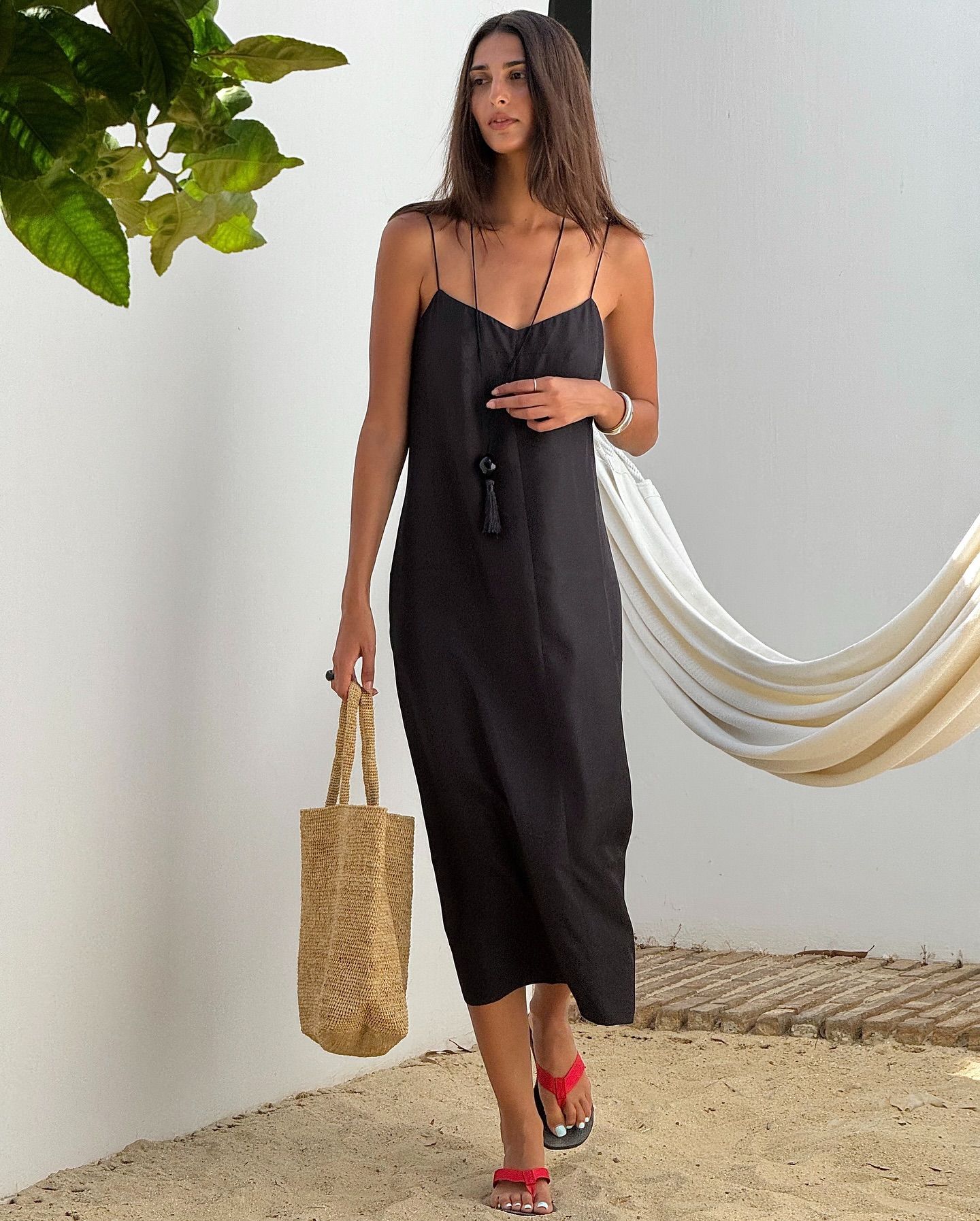 Rich-Looking Holiday Packing List 2026