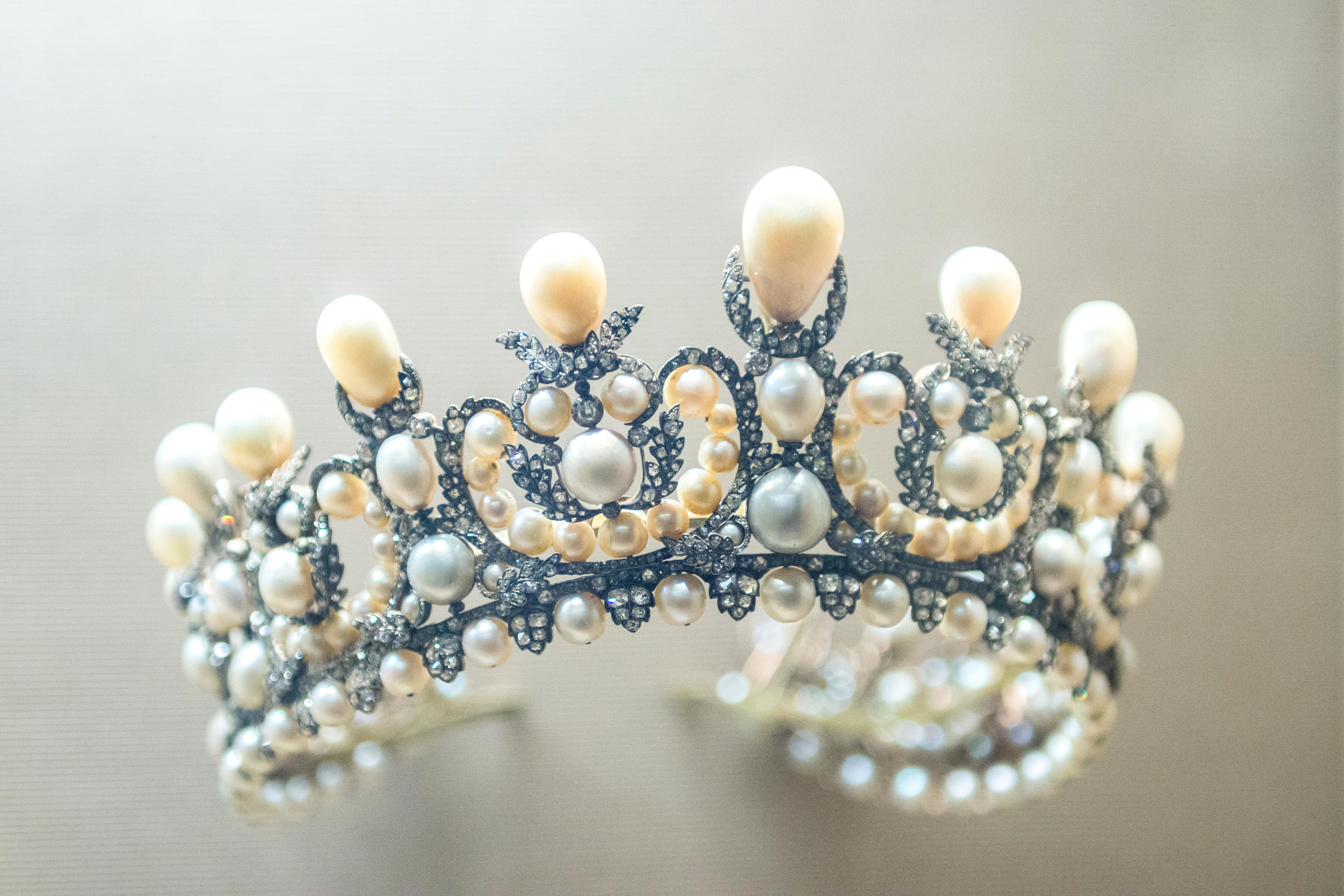 Empress Eugenie&#039;s pearl tiara at the Louvre