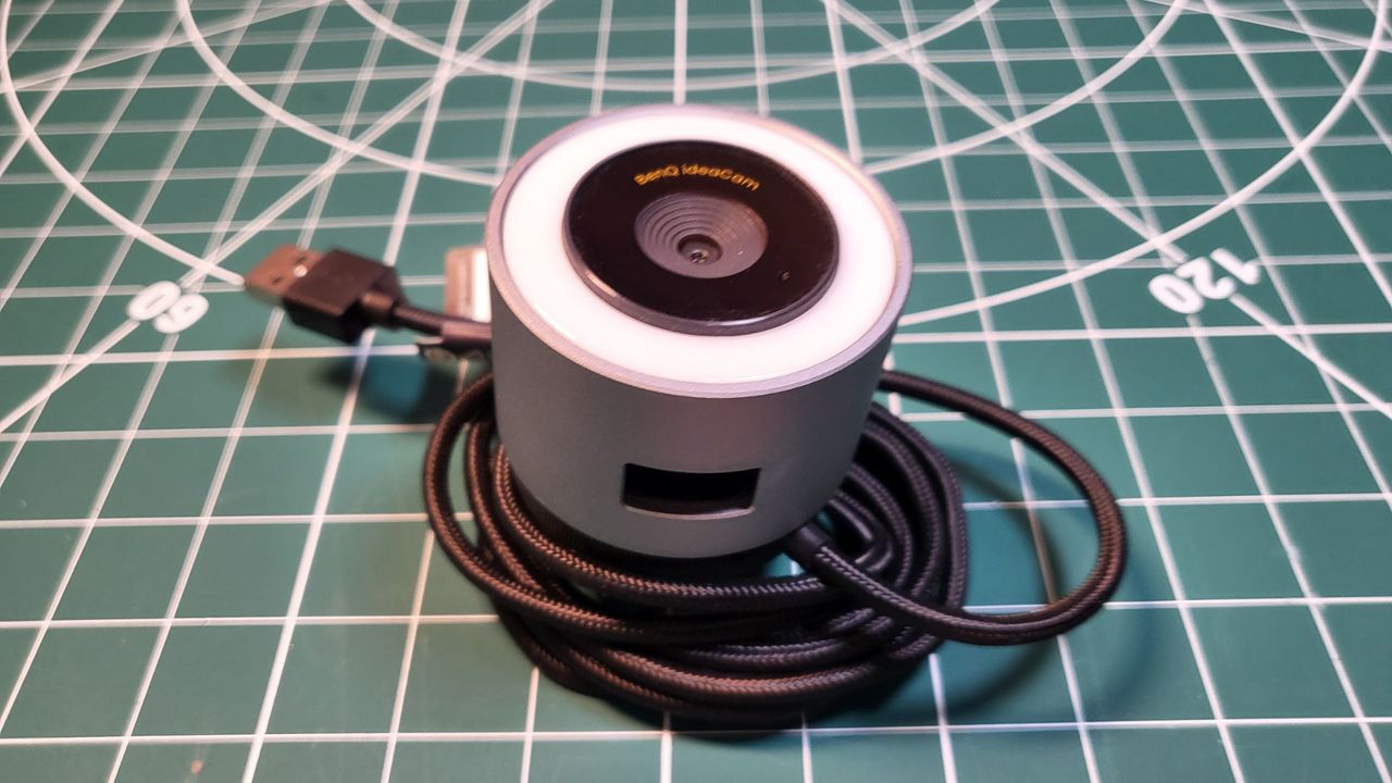 BenQ ideaCam S1 Pro lying on is coiled cable