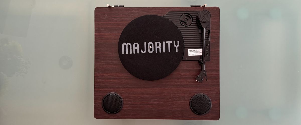 Majority Moto 2.0 turntable on a table