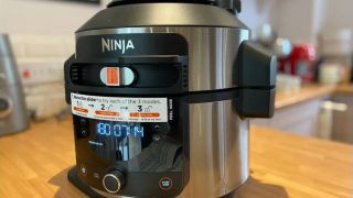 Ninja Foodi 11-in-1 SmartLid Multi-Cooker review