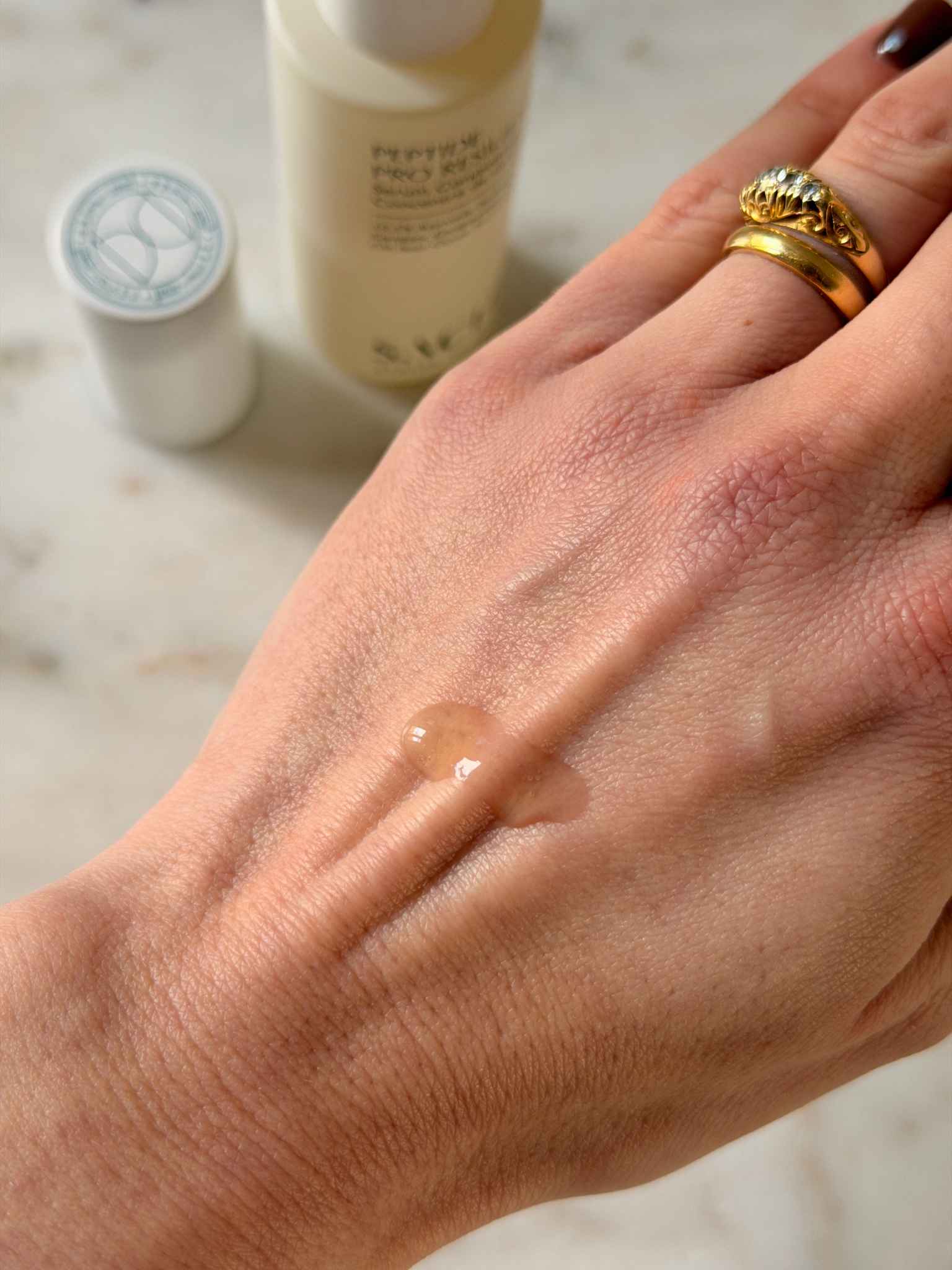 A sample of Saatchi Skin Peptide Pro Resilience Serum Concentrate