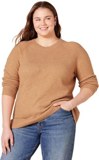 Amazon Essentials Women's Classic-Fit Soft Touch Long-Sleeve Crewneck Sweater, Camel Heather, X-Small