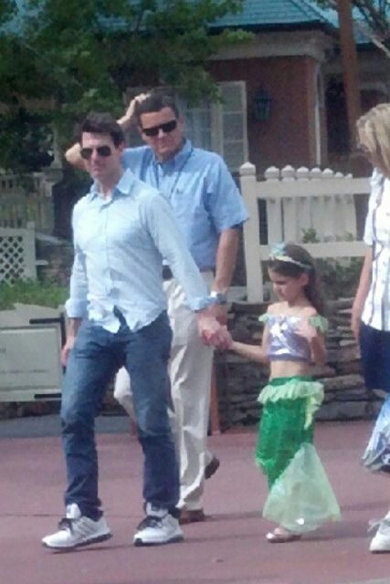 Tom Cruise and Suri Garticle