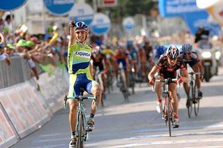 Stage 10 - Forza Franco! Big win for Pellizotti in Peschici