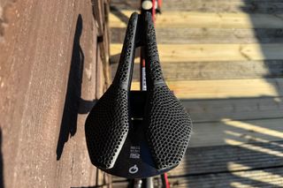 Prologo Nago R4 PAS saddle