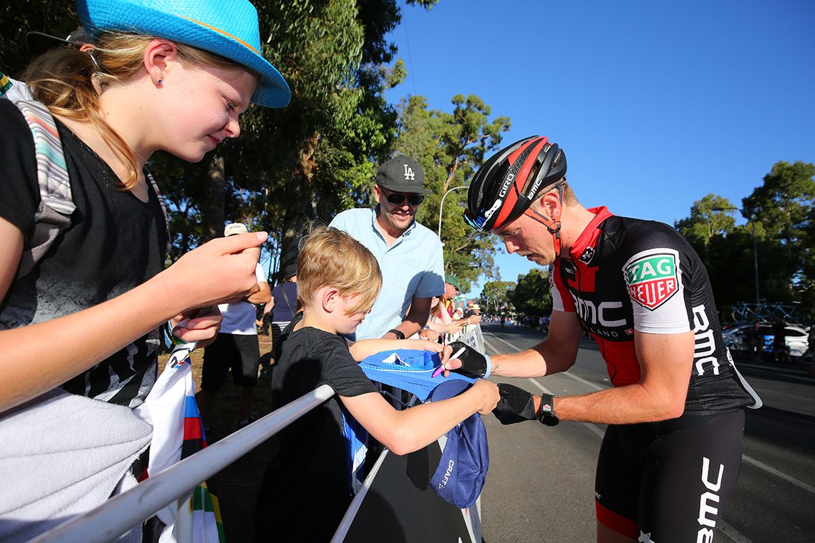 Rohan Dennis signs autographs