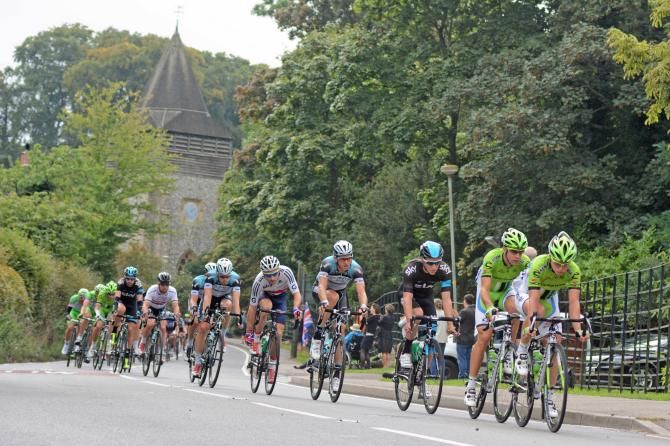 Cannondale and Sky teams lead the chase in leafy Surrey