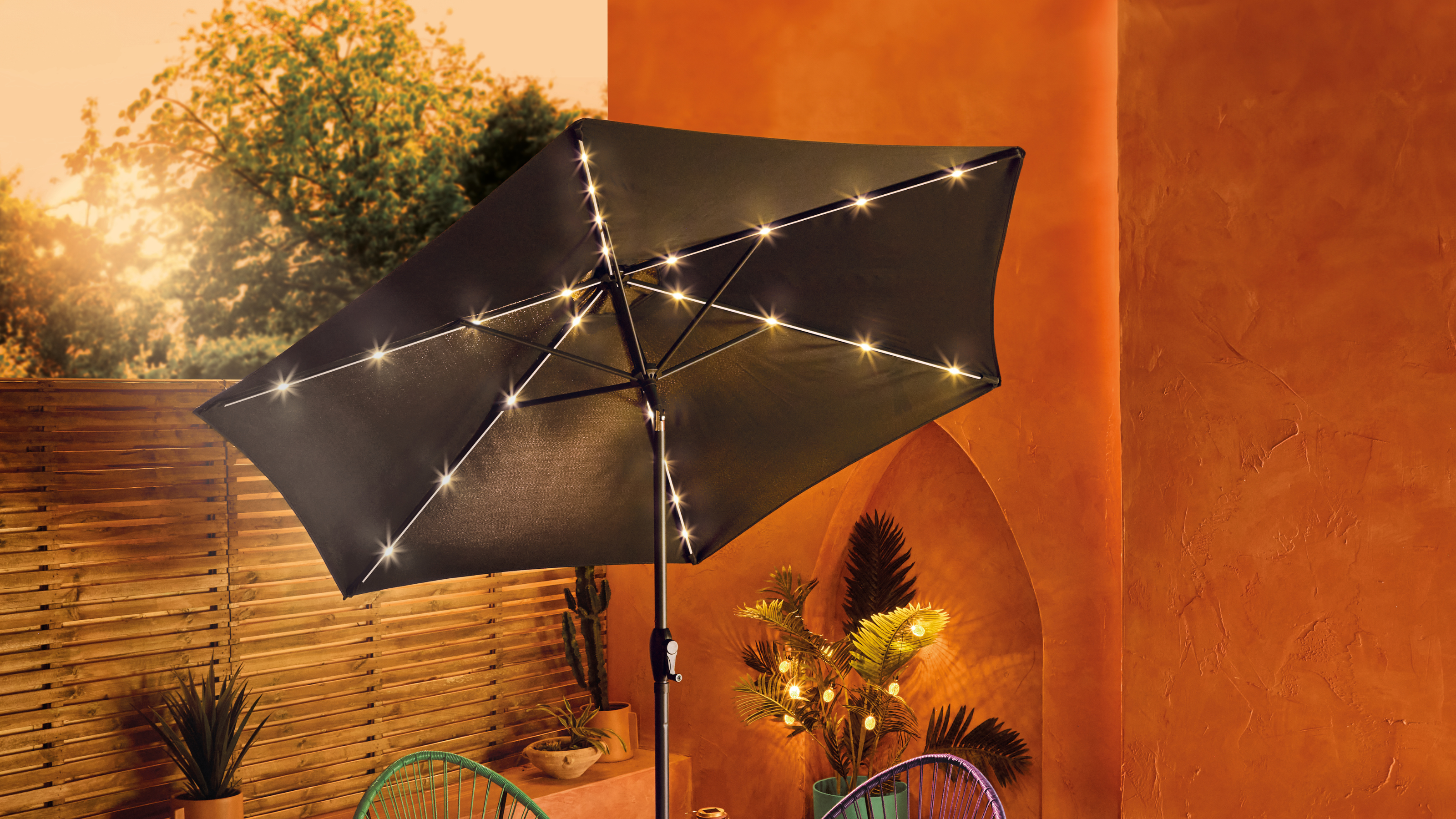 Aldi LED Parasol.