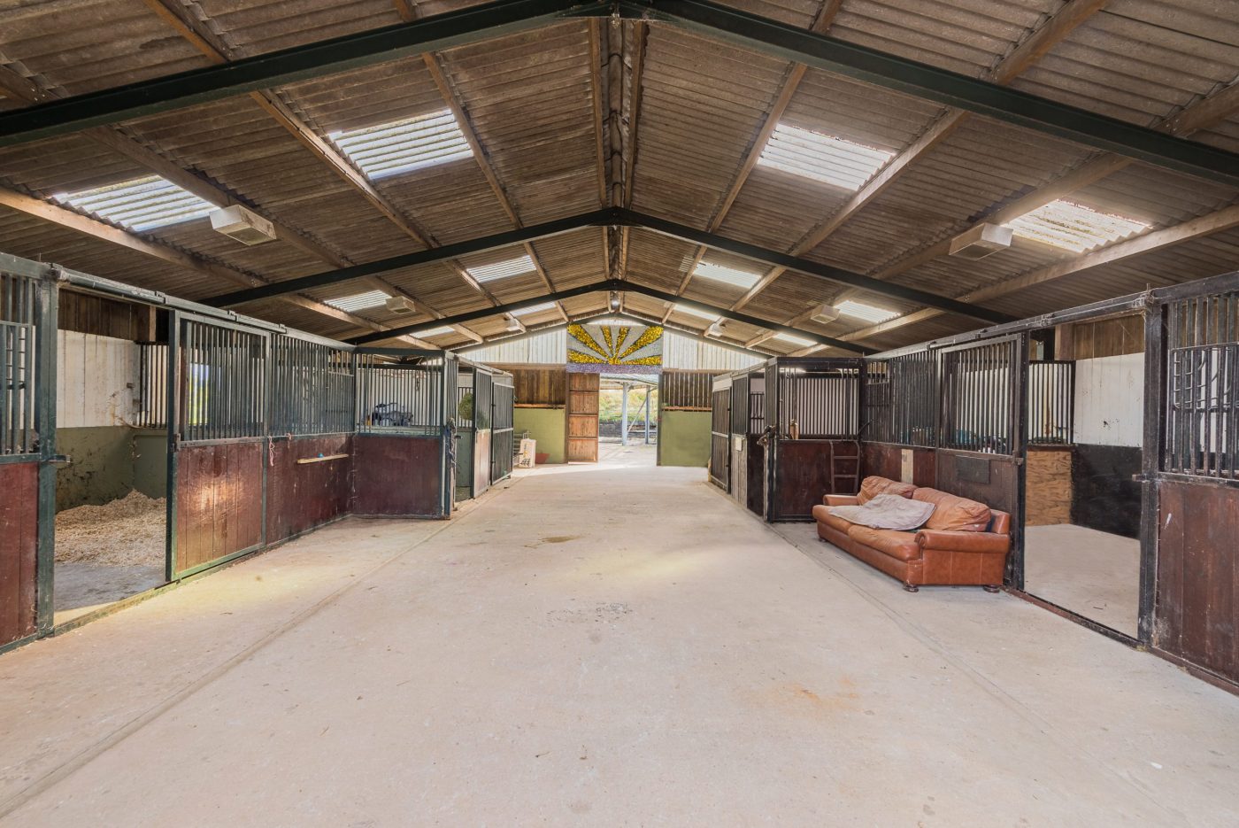 Hayton-Holme_Stables-EDIT-scaled-e1608286362342.jpg