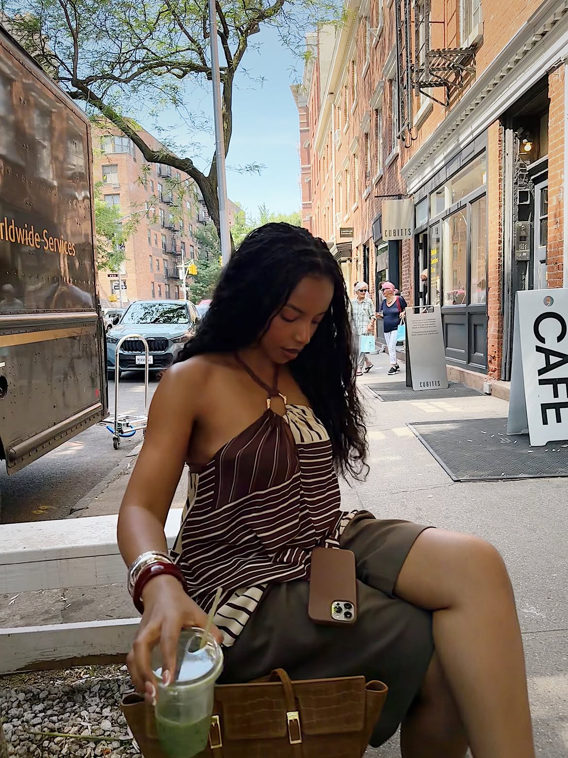 Aysha Sow in Bermuda shorts