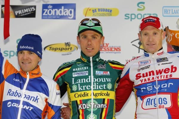 Druivencross podium (l-r): Bart Aernouts, Sven Nys, Klaas Vantornout