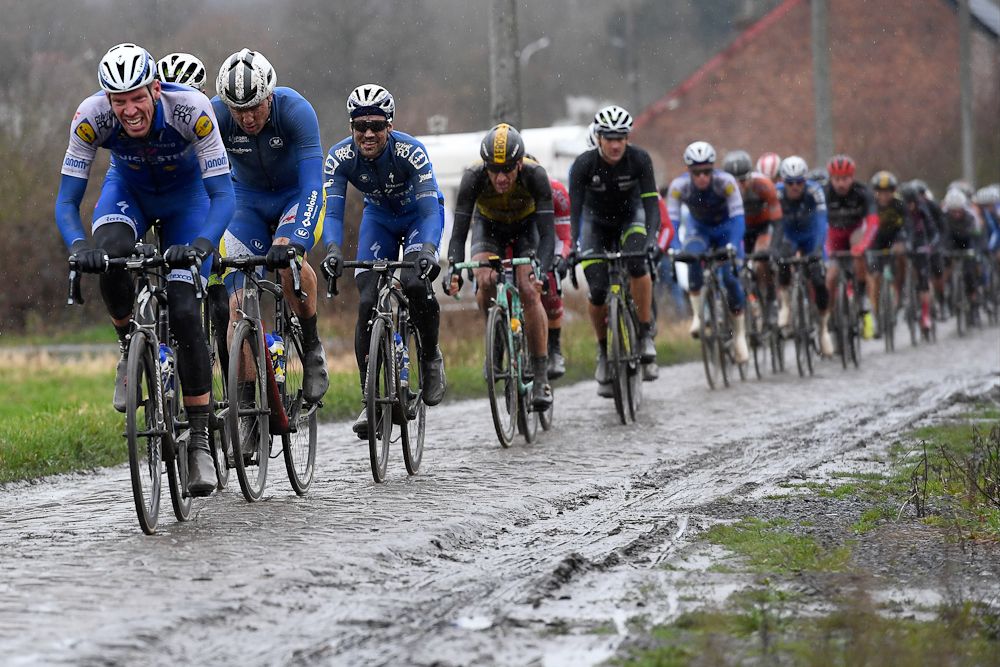 Wet, slippery conditions animated the day at Le Samyn