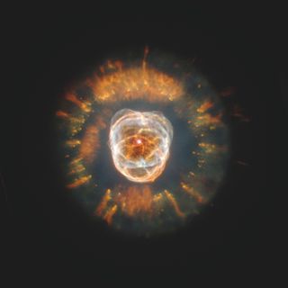 red giant becoming white dwarf