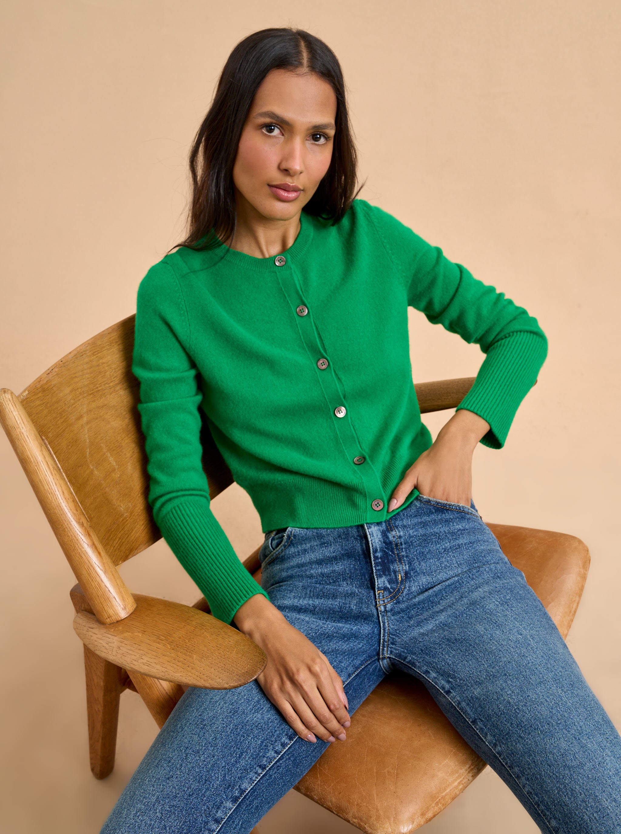 Solid Lean Lines Cardigan Xxs in Green