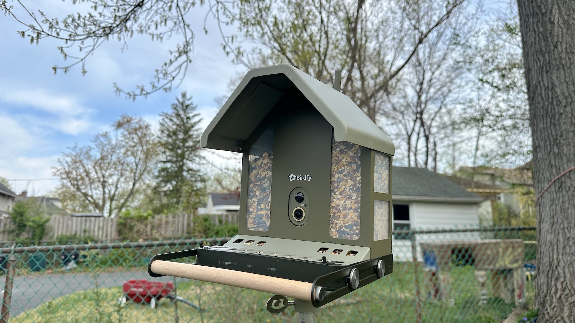 Birdfy Metal 2 4K Smart Bird Feeder
