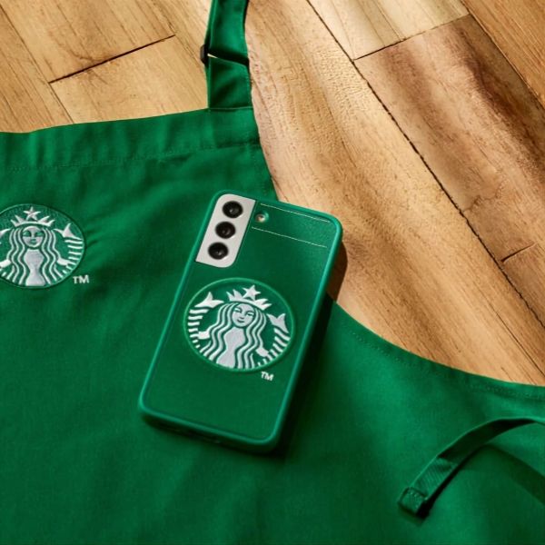 Samsung and Starbucks collaborate on a new Galaxy S22 case