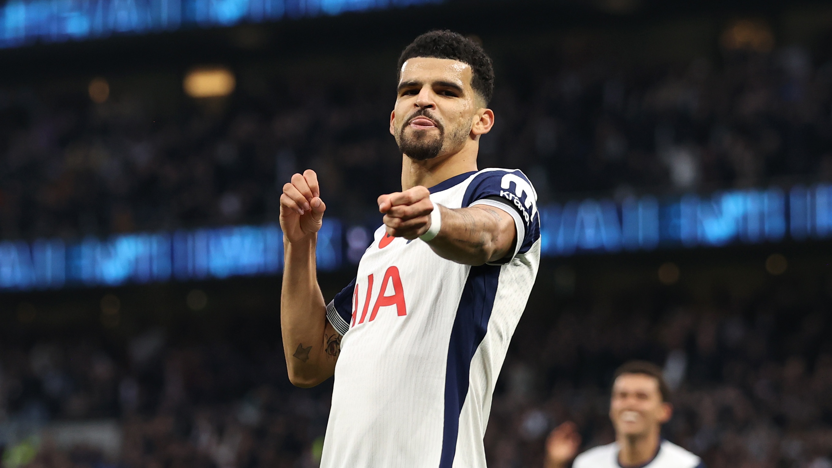 Dominic Solanke of Tottenham Hotspur celebrates scoring his team&#039;s second goal during the Premier League match between Tottenham Hotspur FC and Aston Villa FC at Tottenham Hotspur Stadium on November 03, 2024 in London, England. 