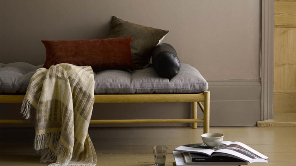 Can you use emulsion on wood? We answer your questions Homebuilding