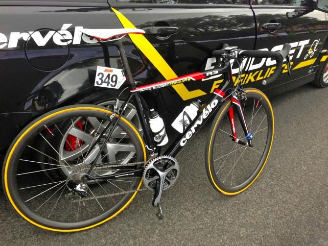 Joshua Prete's (Budget Forklifts) was riding a Cerv&eacute;lo R3 in the road race