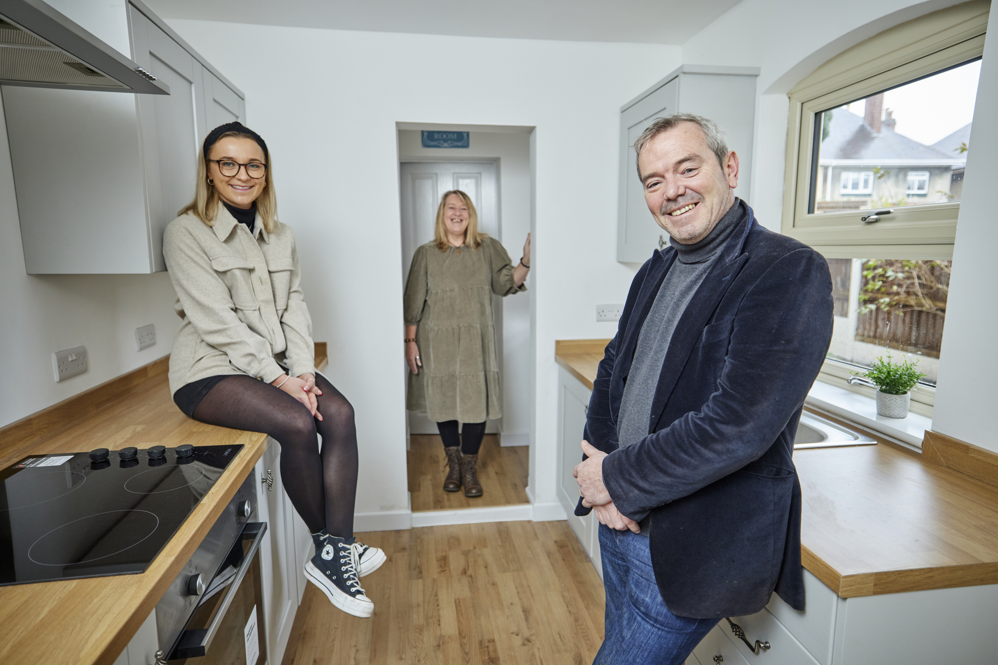 TV tonight Host Simon O’Brien advises on a Stafford makeover.