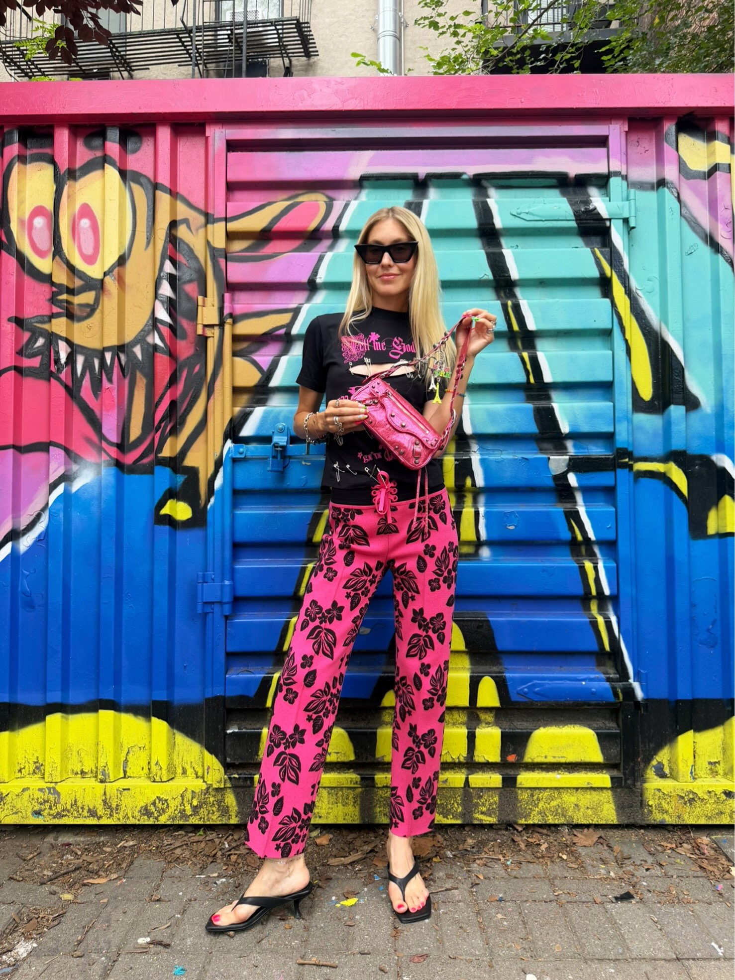 A woman wearing cool fall pants in 2026.